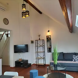 Apartment New Cozy In Porte De Hal, Brüssel